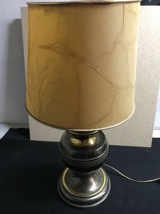 Candeeiro de mesa