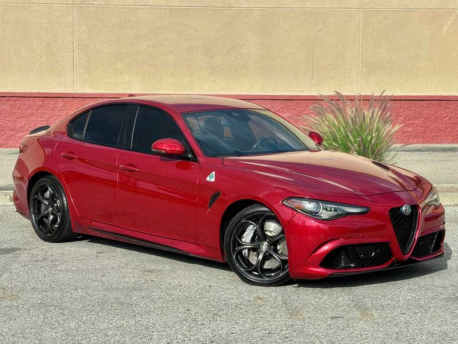 Alfa Romeo Giulia Quadrifoglio      2019