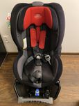 Fotelik samochodowy Graco Akta Belogic 9–25 kg, RWF (montaż tyłem)
