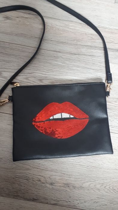 Torebka na ramię listonoszka usta