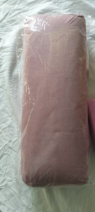 Bolster de yoga e blocos