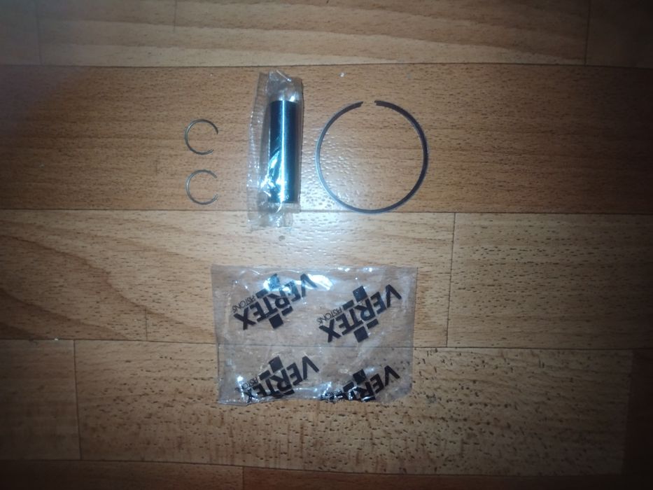 Продам поршень VERTEX