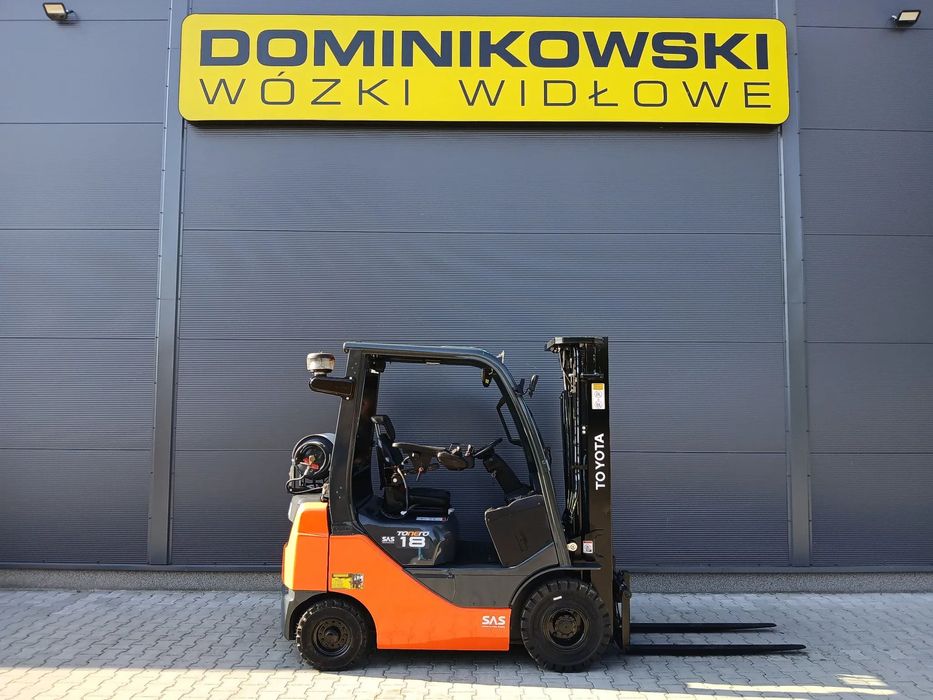 Toyota 02-8FGF18  wózek widłowy 2019R. LPG triplex WYNAJEM SPRZEDAŻ SERWIS