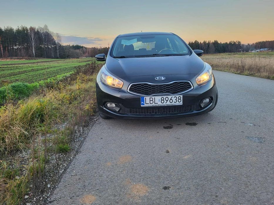 Kia ceed 1.4 bezwypadkowy książka serwisowa