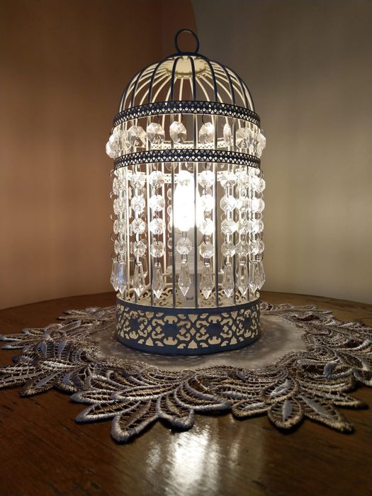 Lampka klatka stojąca