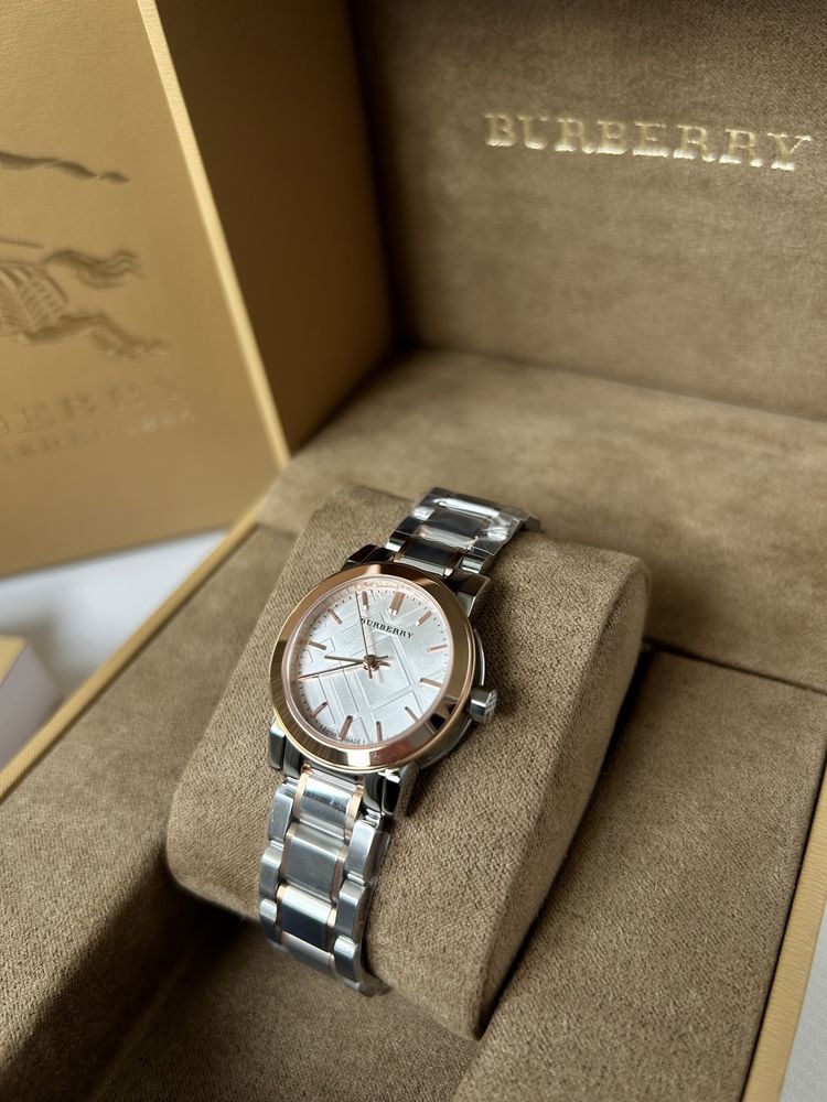 Годинник оригінал burberry bu9205