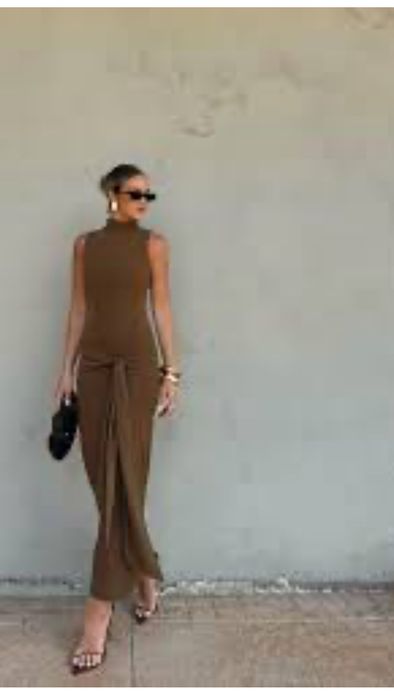 Vestido Midi com Nó zara