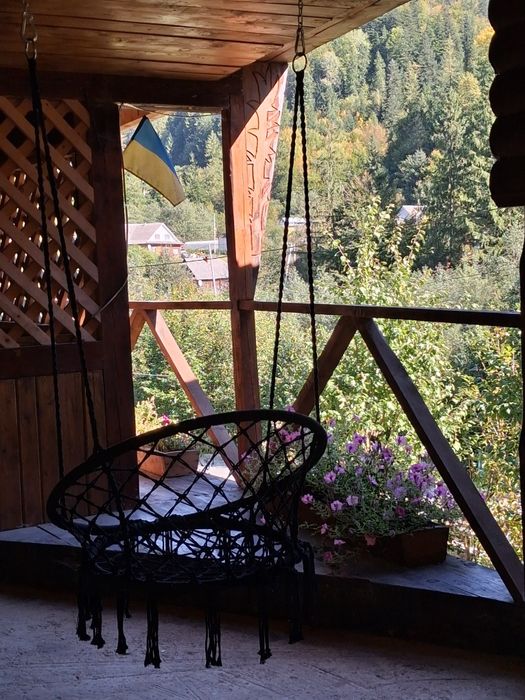 Відпочинок в Карпатах (Яремче) . Котедж в Карпатах "Затишний Куточок"