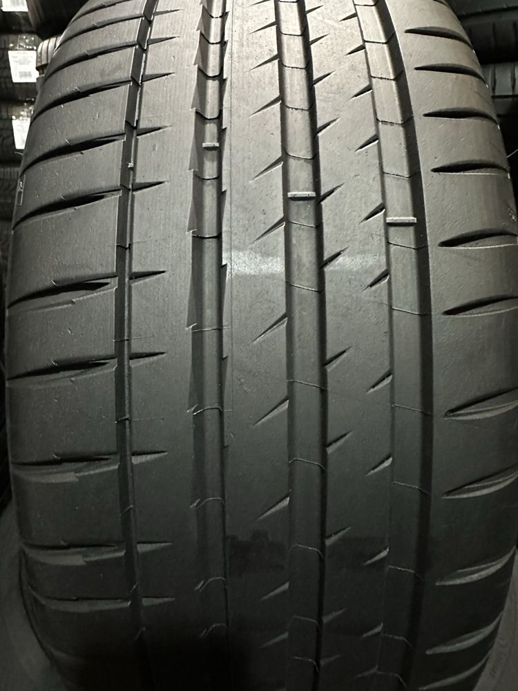 265/35/19+235/40/19 R19 Michelin Pilot Sport 4S 4шт