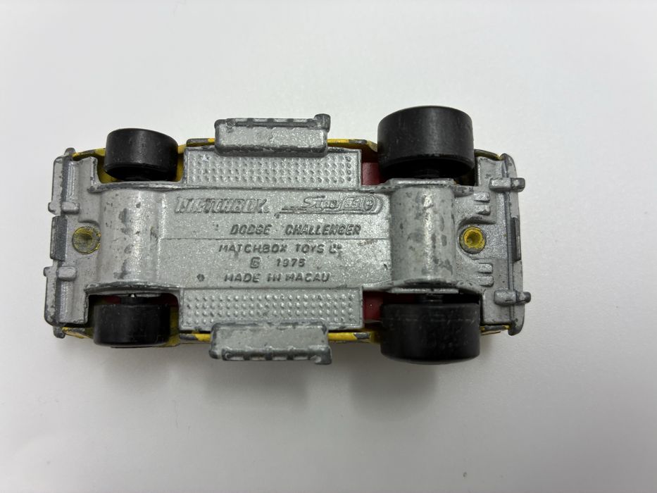 1976 Matchbox Superfast Dodge Challenger toyman