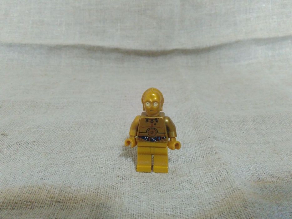 Lego фигурка C-3PO из набора 9490 droid escape