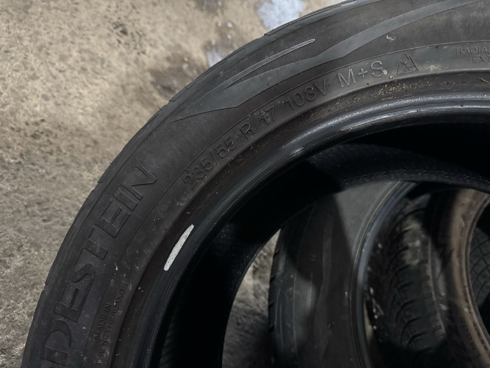 Шини BRIDGESTONE 235/55R17 Резина Колеса два 4.3mm Два 2.8mm 2018р
