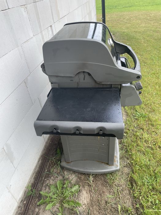 Sprzedam gril weber spirit