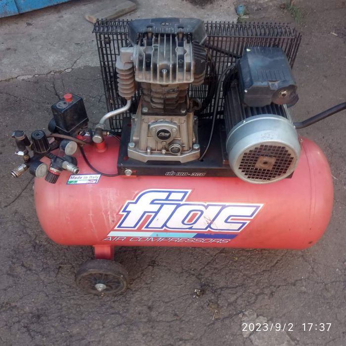 Компресор FIAC AB 100-360 На 220V 1-о фазний . Made in Italy.
