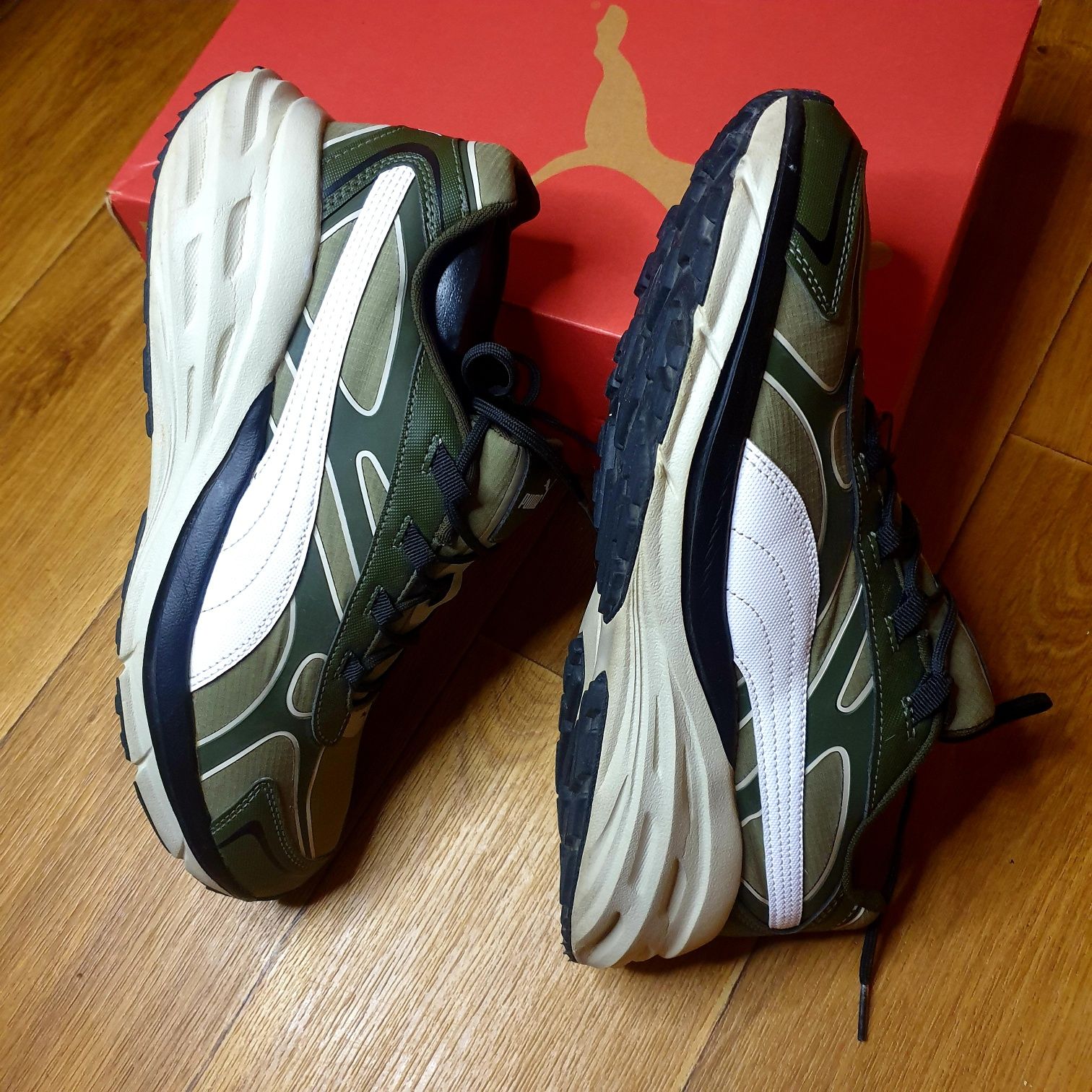 Оригінальні Puma чол. кросівки run gel зелені Hypnotic