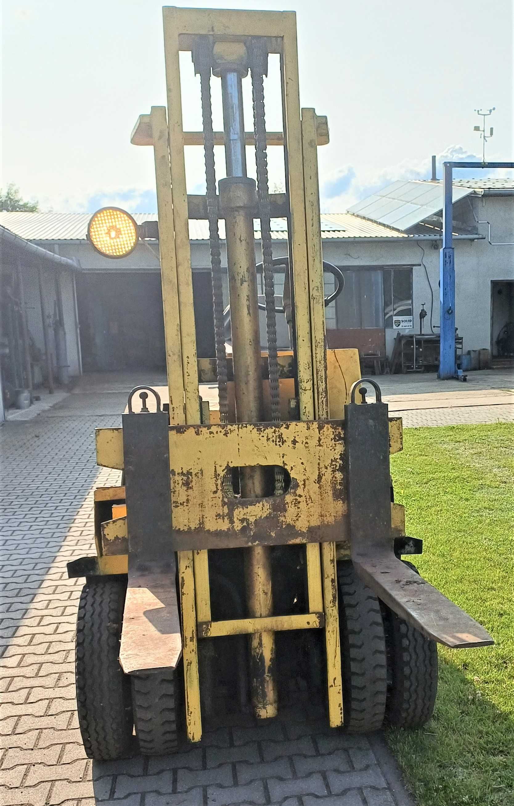 Wózek widłowy GPW Gliwice Ursus C330
