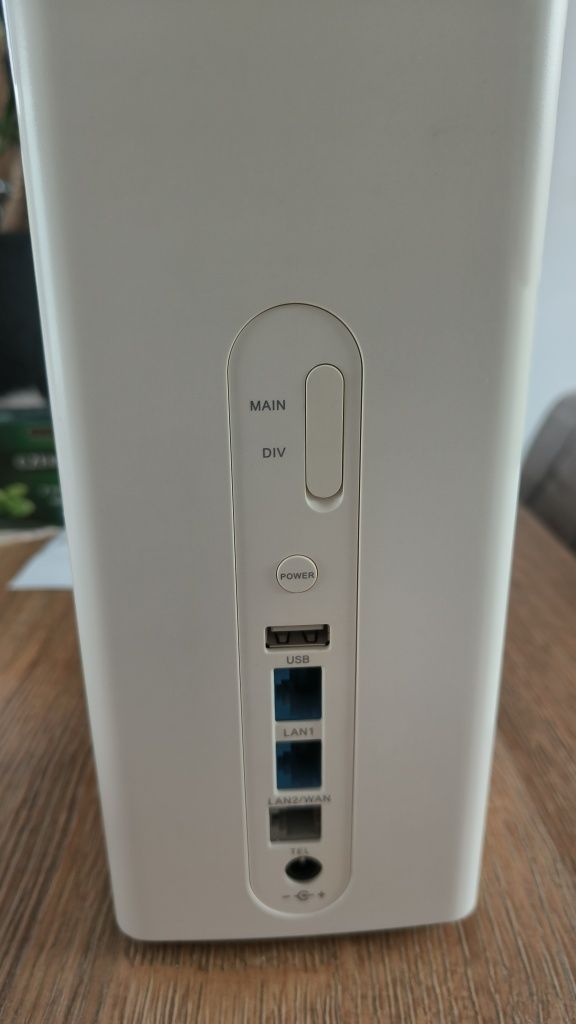 Router Huawei B618s-22d LTE cat.11