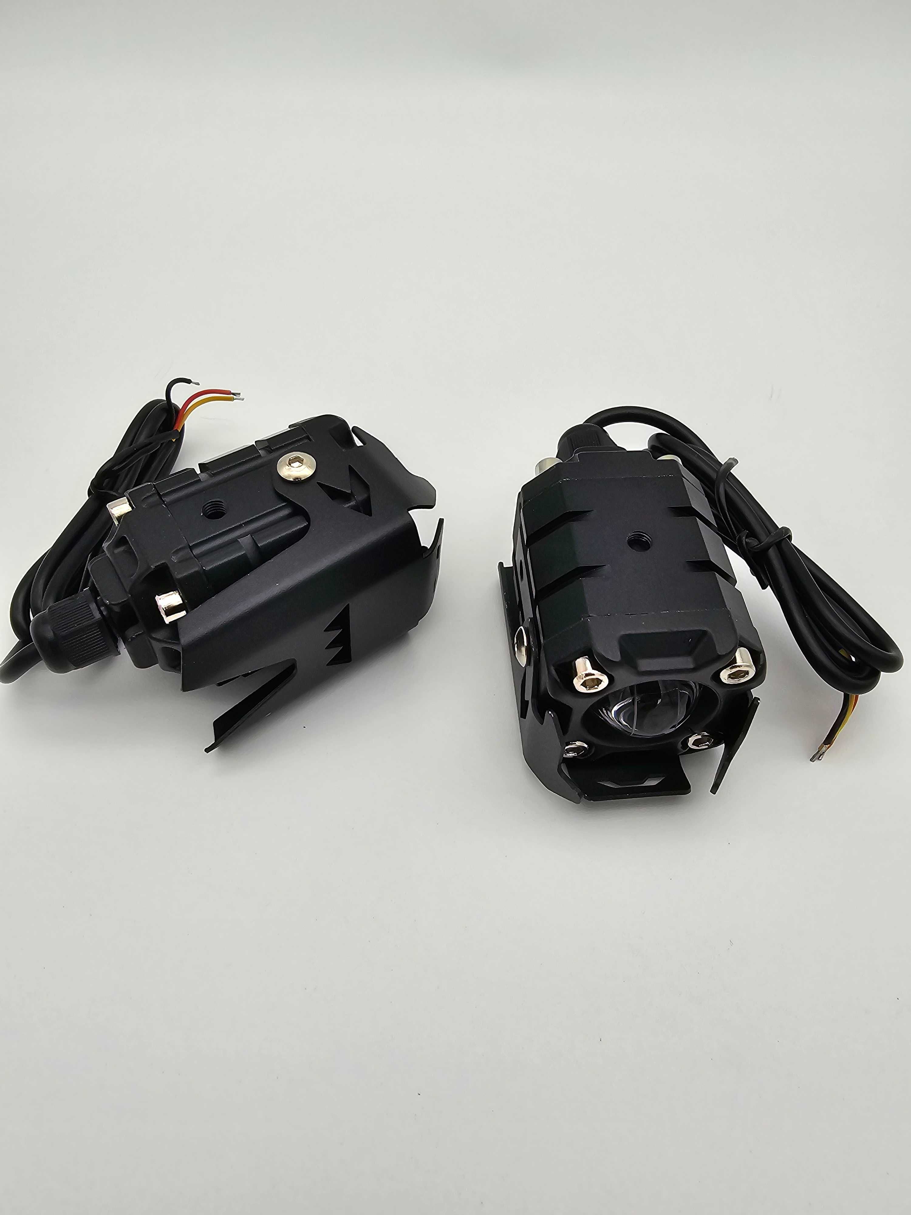 2 x Halogeny motocyklowe soczewkowe LED60 W6000 lm Dwukolorowe Światło