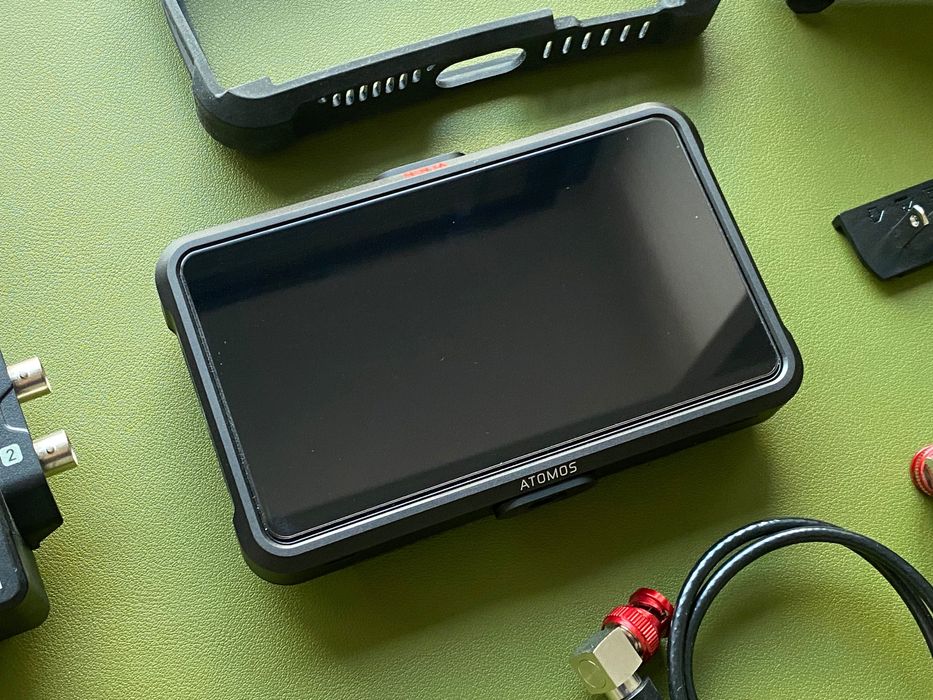 rekorder Atomos Ninja V 4K – zestaw PRO SDI, stan idealny