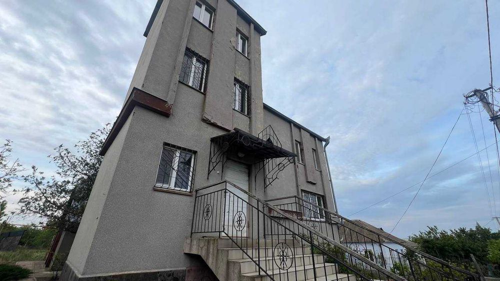 Продаж будинку Мала Корениха