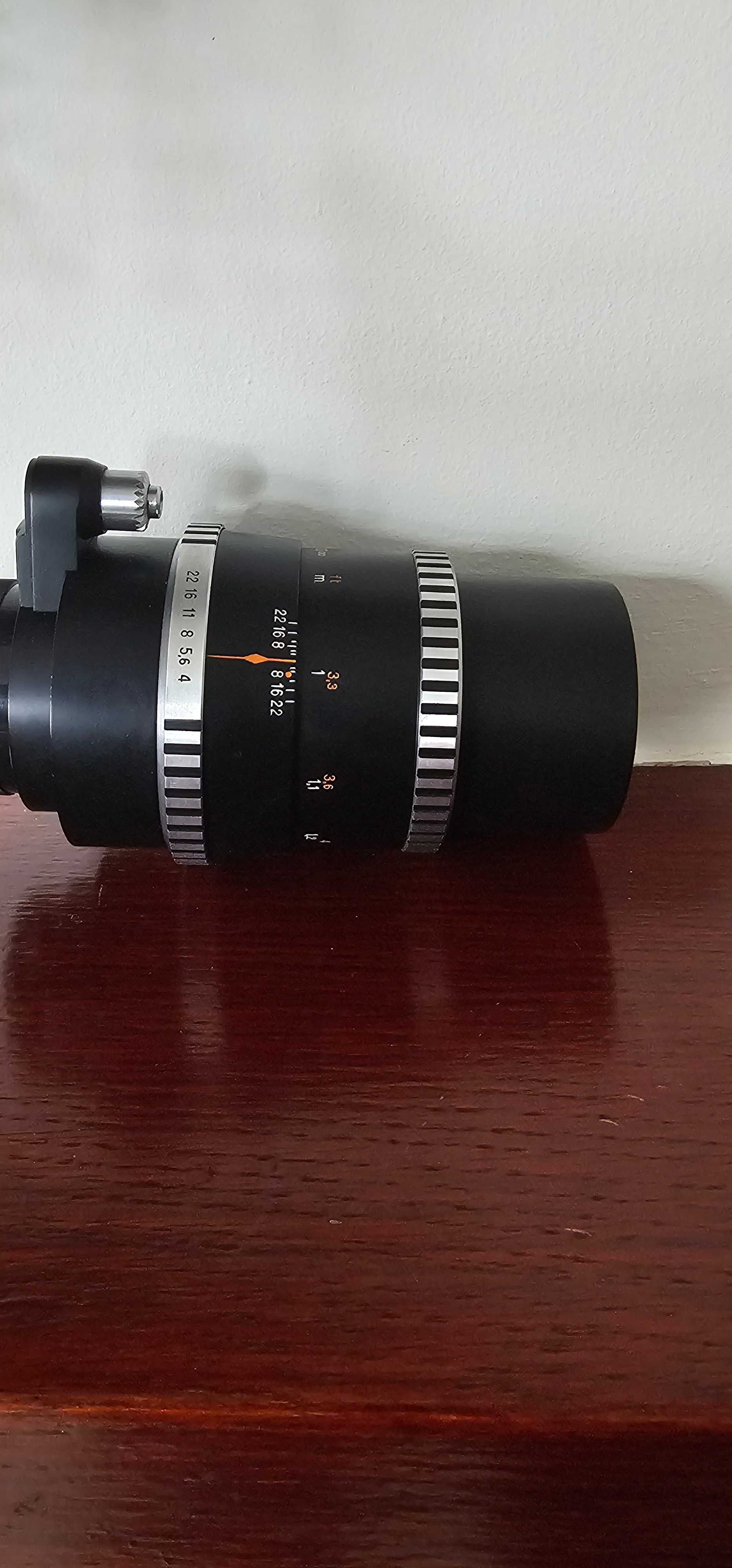 Obiektyw marki Carl Zeiss Jena