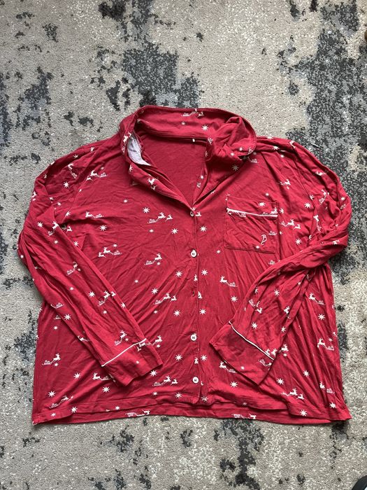 Жіноча новорічна піжама