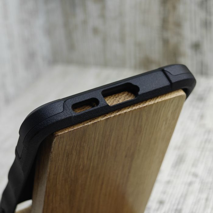 Противоударный чехол Armor на Samsung S24/ S24 Plus/ S25 Чохол