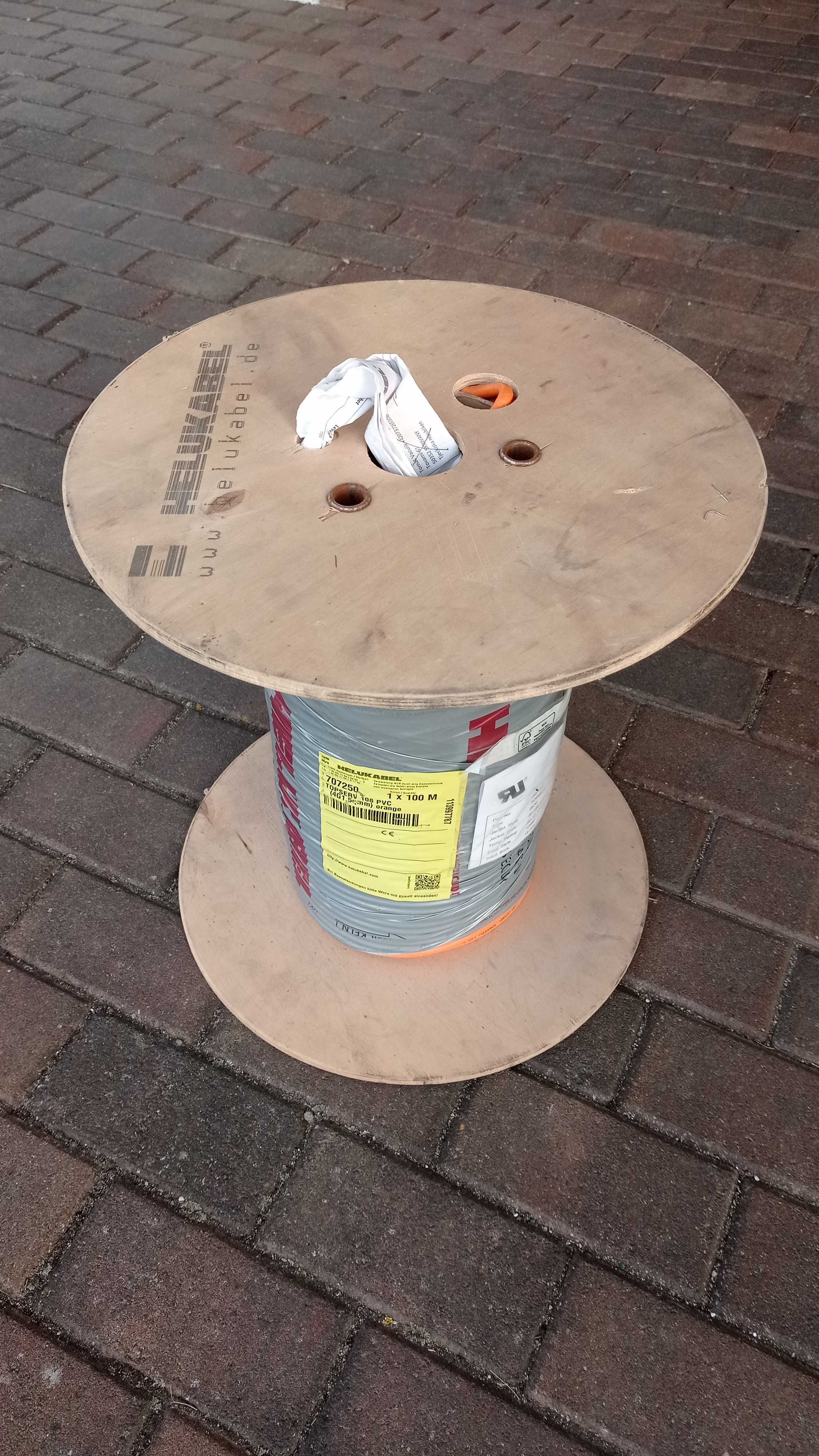 Przewód Servo 100m 4Gx1,5mm Helukabel 707250 Topserv 108 PVC Serwo