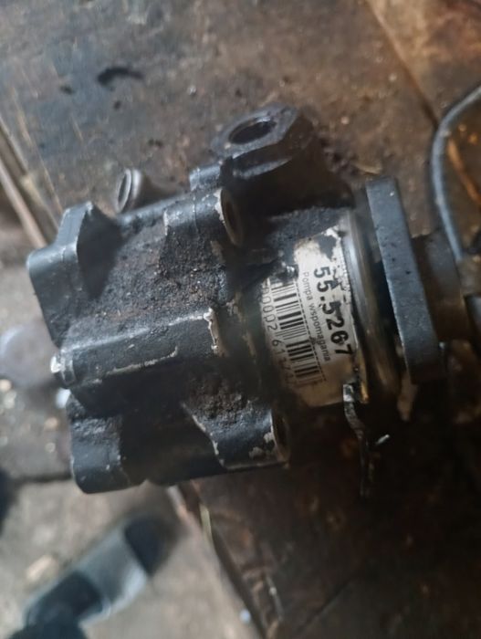 Гідравлічний насос  audi a6 c5 2.5 tdi