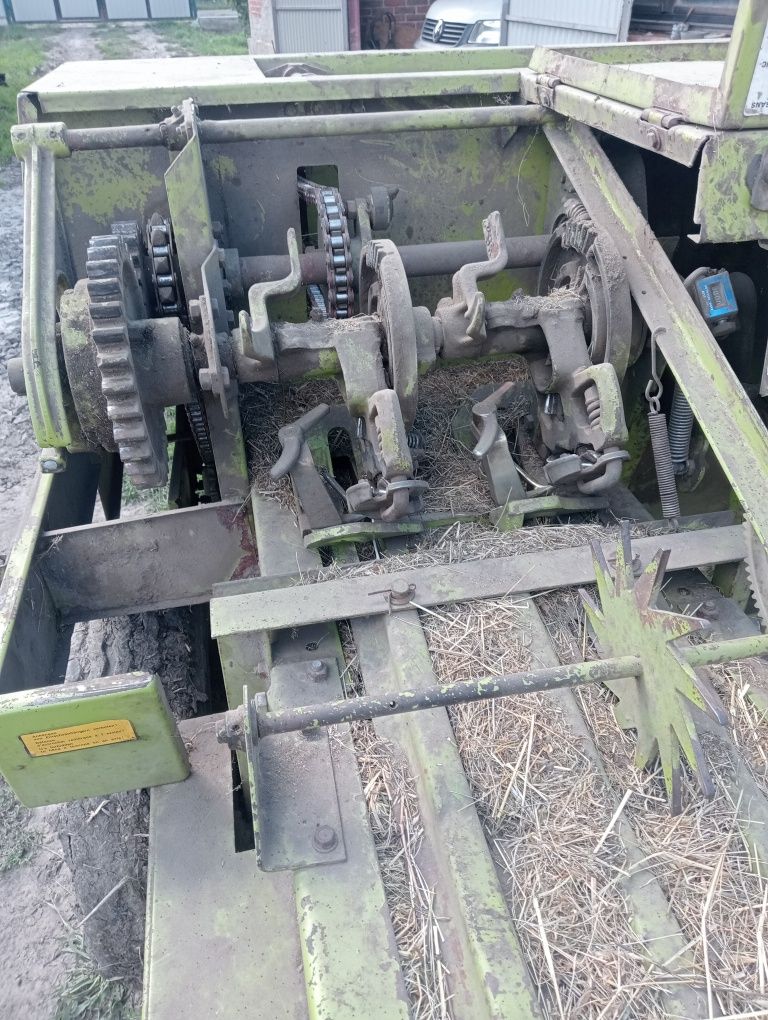 Продам прес Clas400