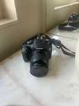 Camera fotográfica Canon 2000D