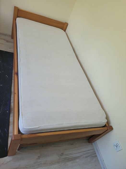 Łóżko sosnowe 90x200