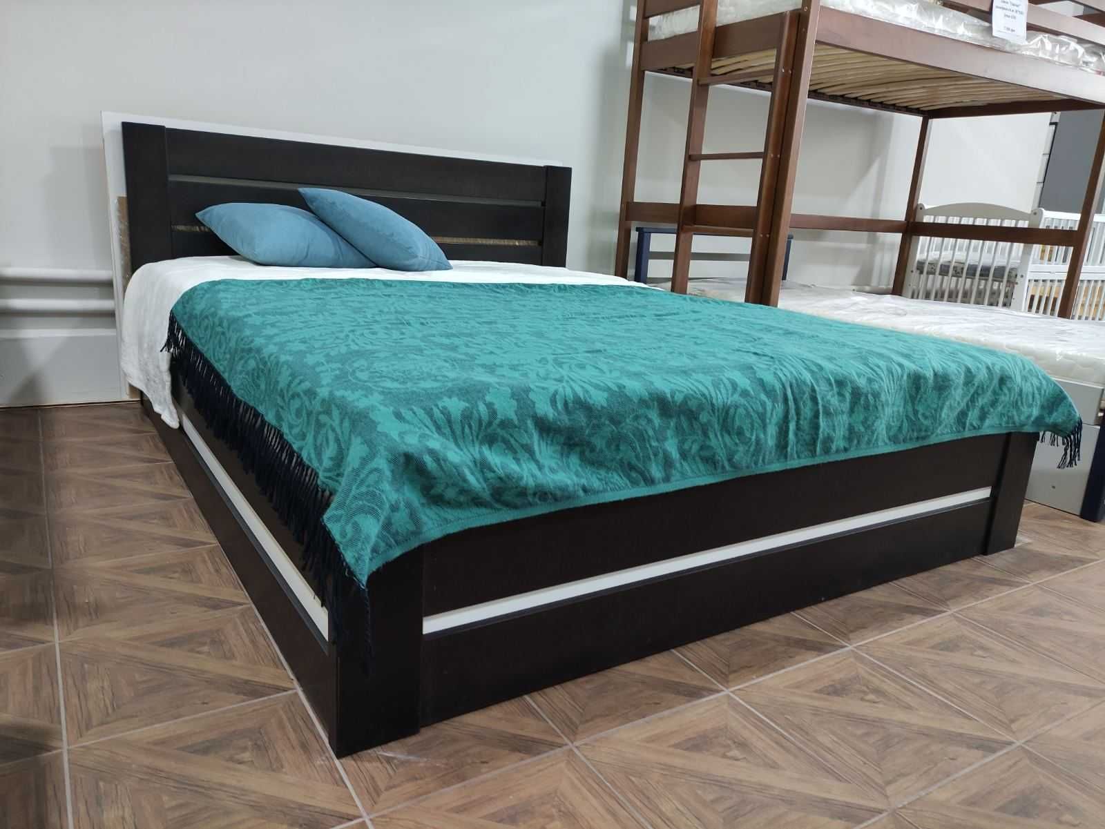 Ліжка дерев'яні виготовлені з масиву бука