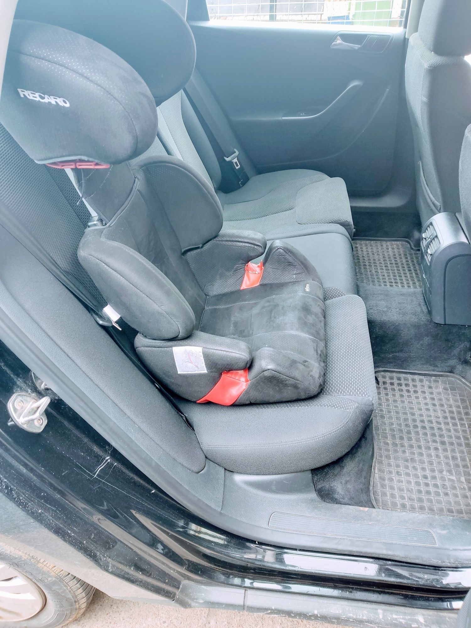 Fotelik samochodowy RECARO 15-36kg