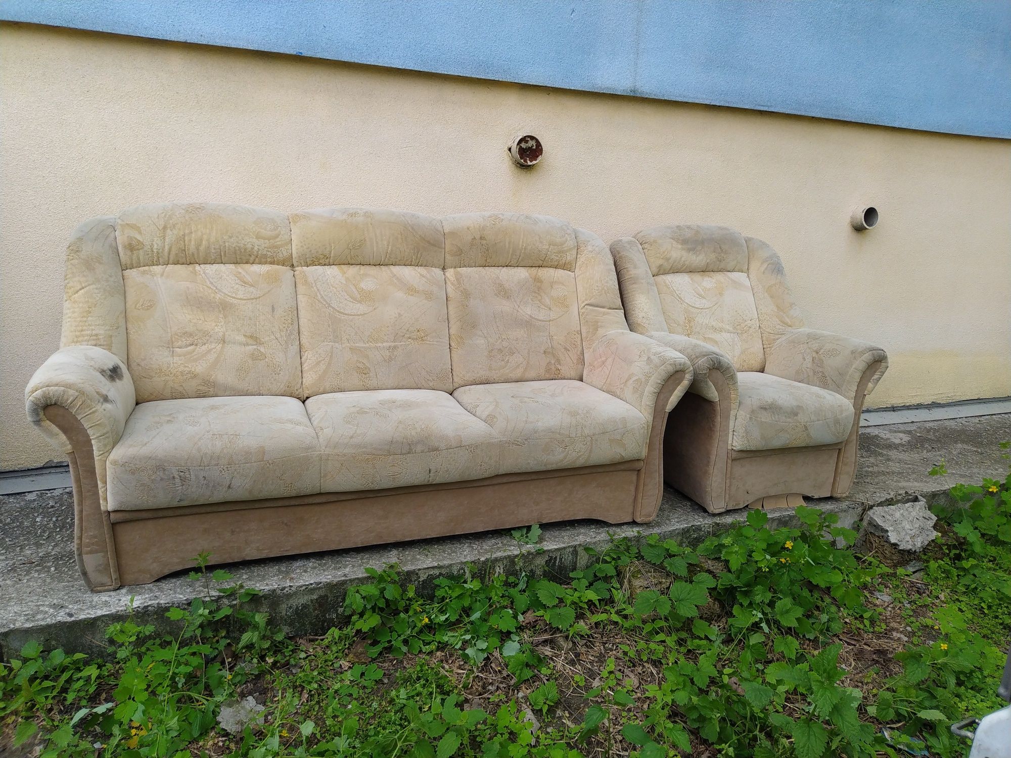 Продам діван плюс крісло бу.