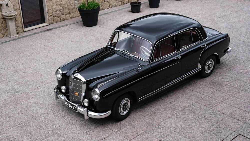 Mercedes-Benz W120/121 (1956-1961) 220 S