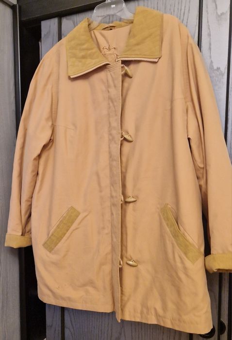 Kurteczka damska bardzo duża 133 pod biustem