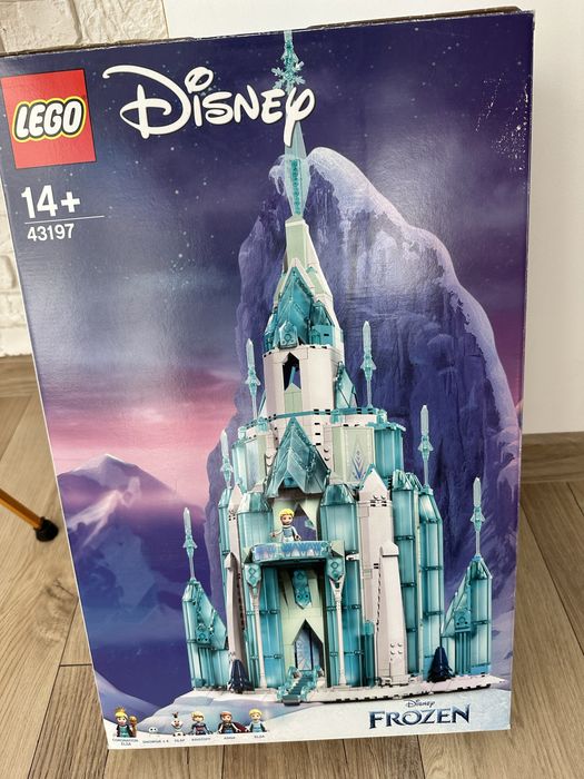 Конструктор LEGO Disney Princess Крижаний замок 43197
