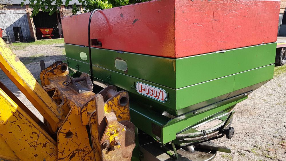 Rozsiewacz nawozu SIPMA N-060/1,brzeg,amazone,transport.