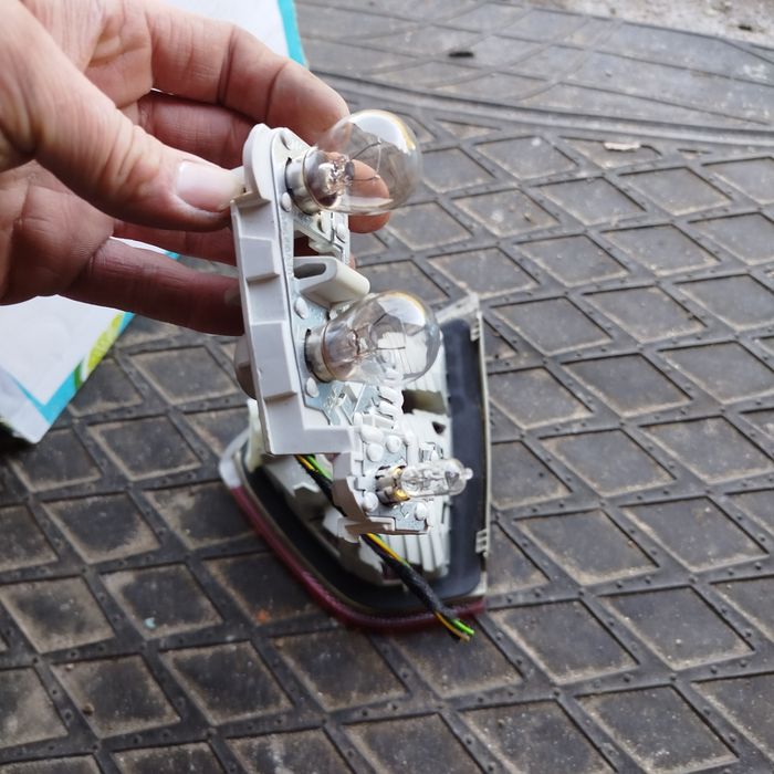 Lampa klapy BMW E90  lewa