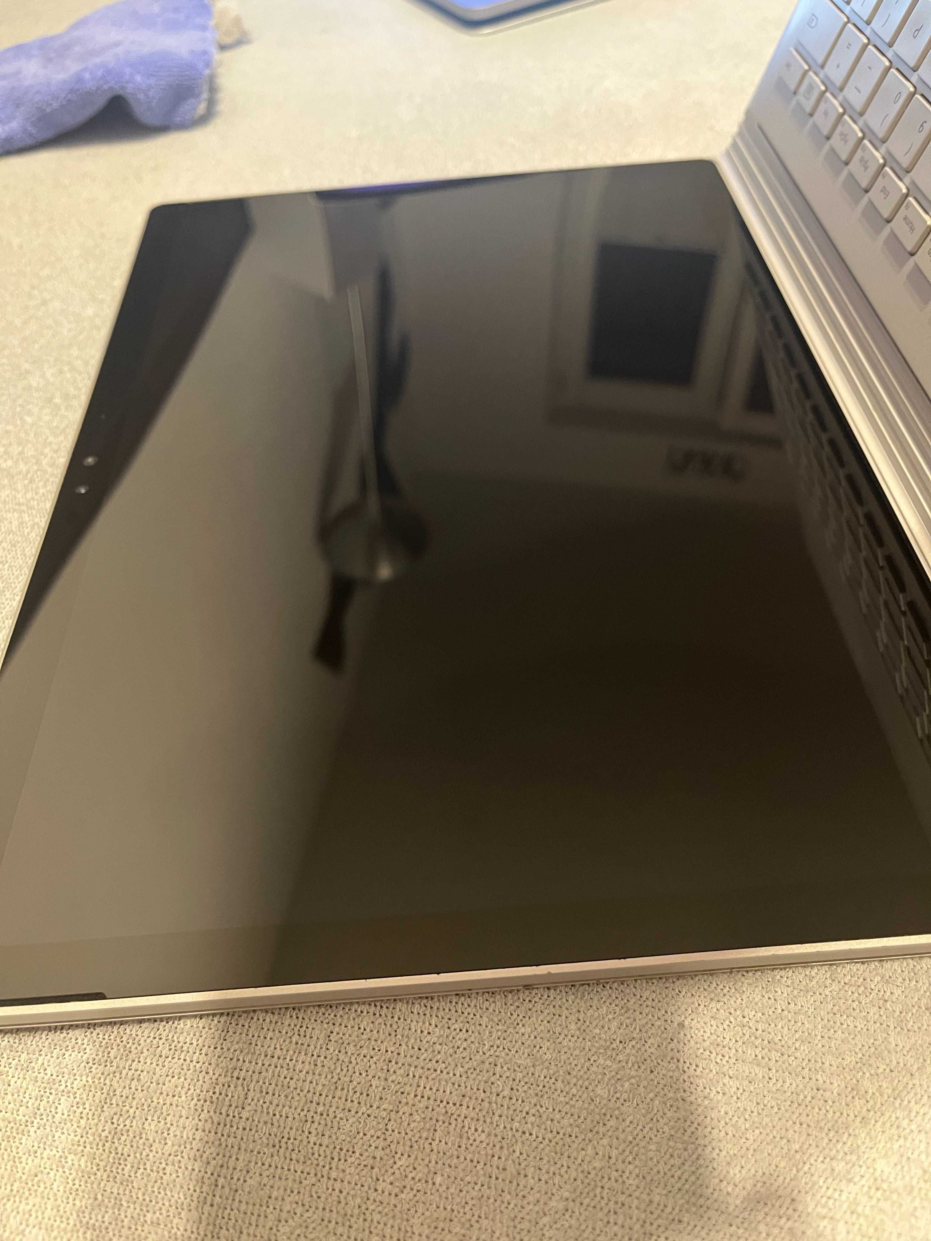 Surface Book 1 , 2in1
