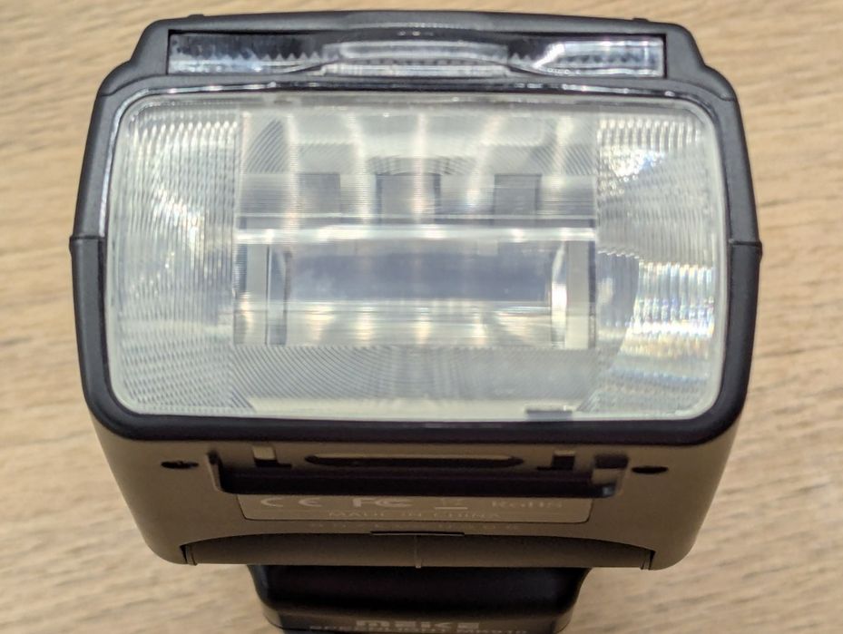 Lampa błyskowa Meike MK-910 do Nikon - prawie nowa