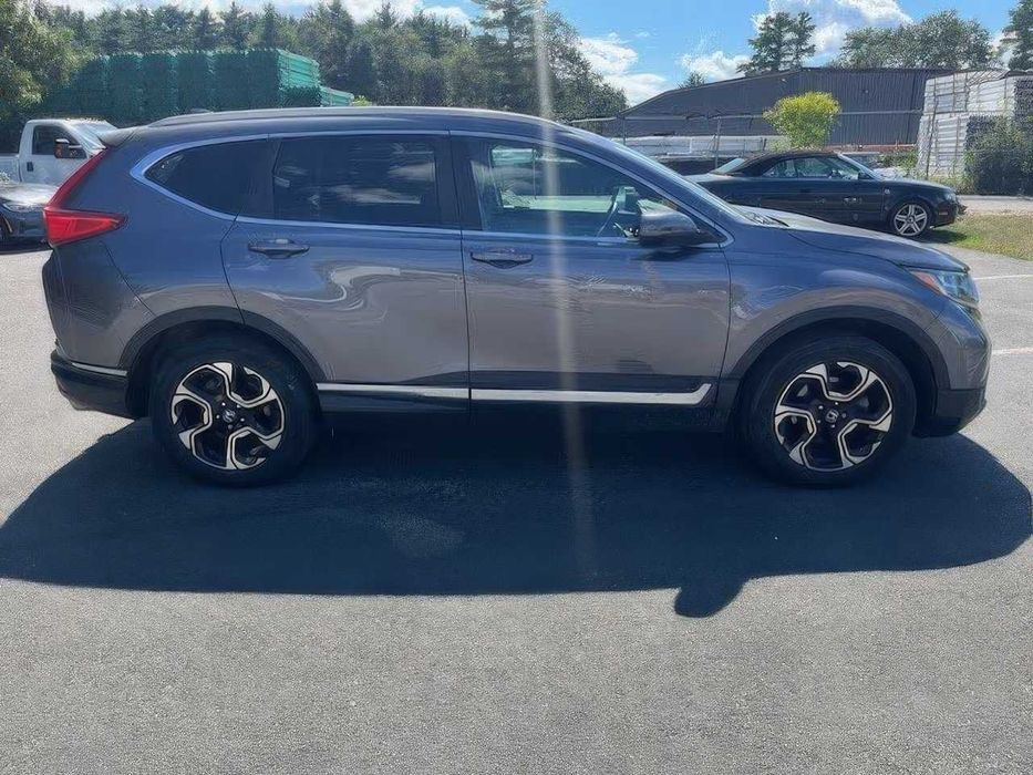 Honda CR-V Touring      2018