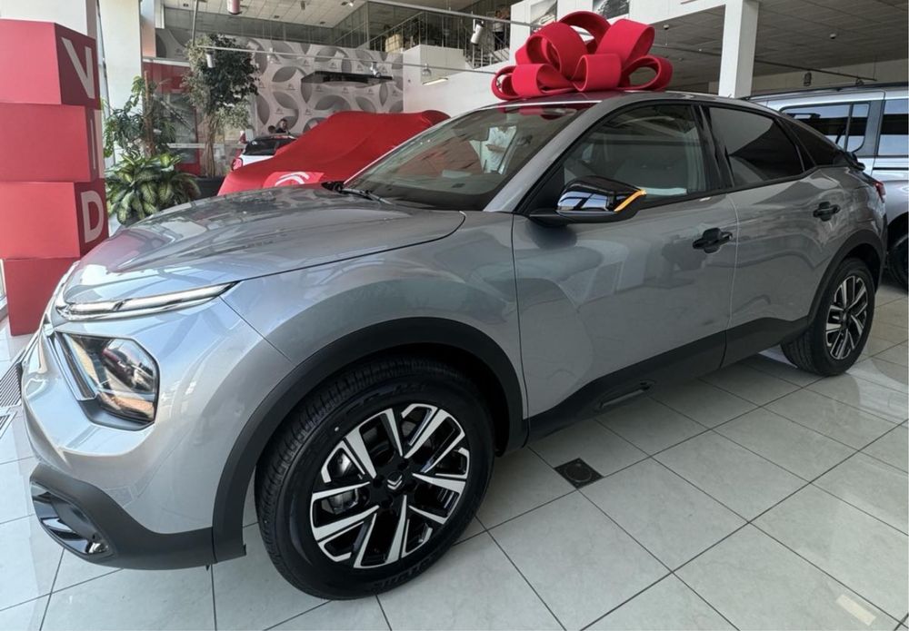 Автомобиль Ситроен С4 2024 года. ПРОДАЖА