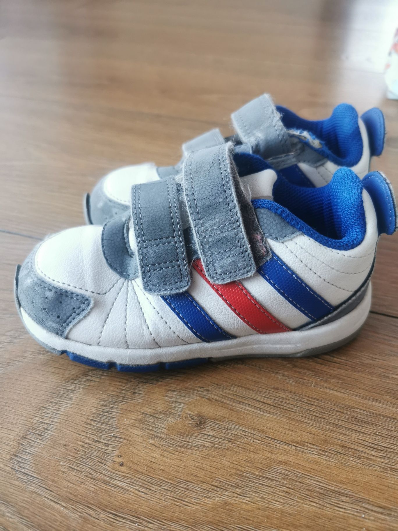 Buty Adidas roz 24