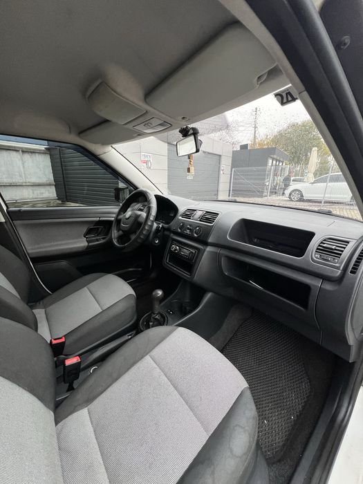 Skoda Fabia 2012 рік