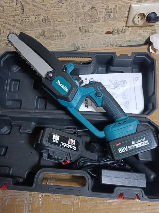 Акумуляторна міні електрична ланцюгова пила 8 дюймів + 2 акумулятори