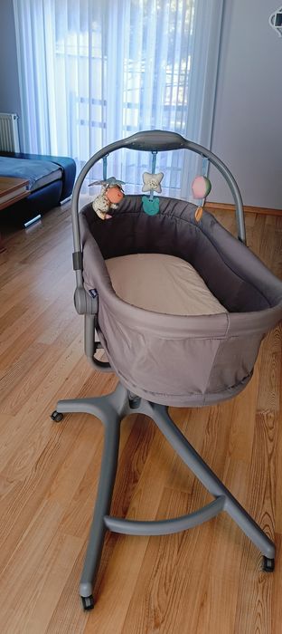 Leżaczek, łóżeczko bujaczek krzesełko Chicco Baby Hug