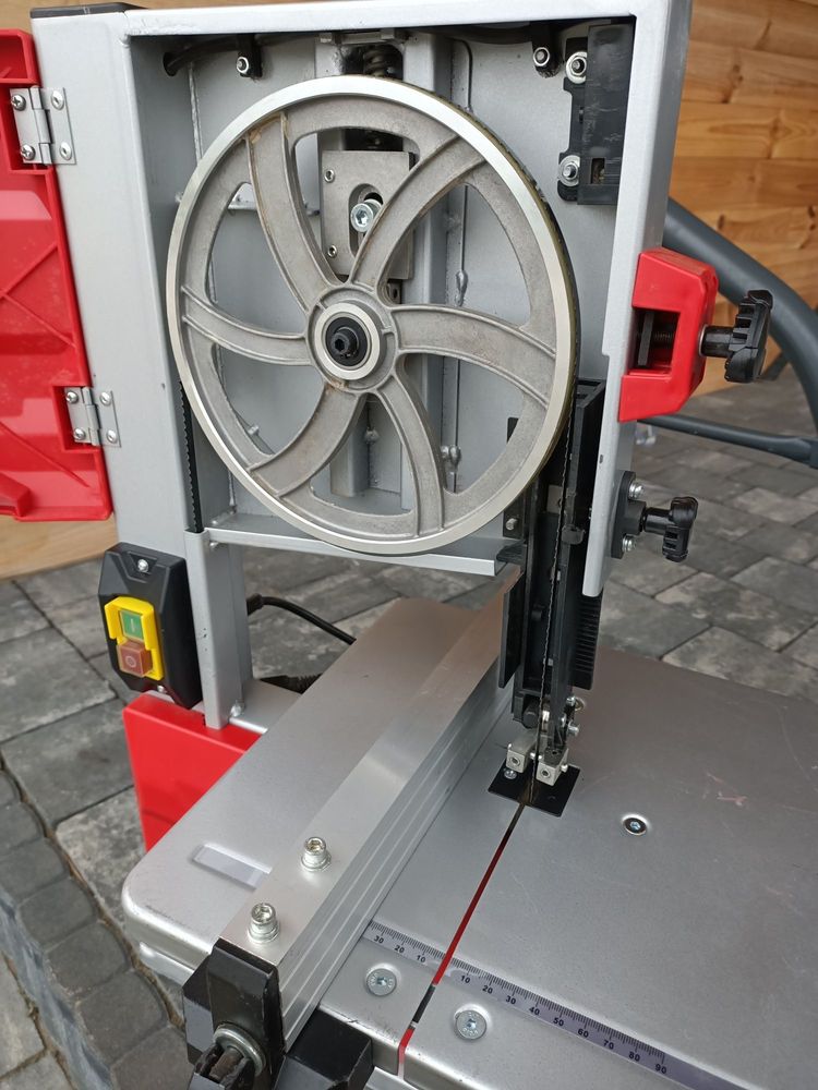 Стрічкова пила Einhell TC-SB 200/1