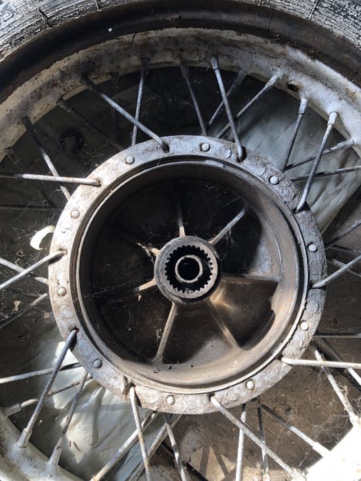 Колесо мотоцикла мт